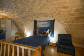 GIORGIa HOUSE